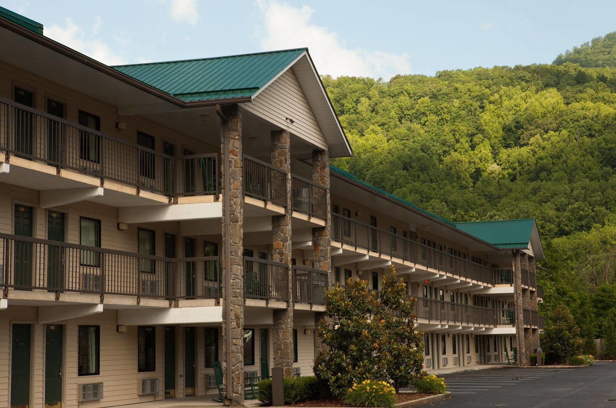 Cherokee Lodge Exterior foto