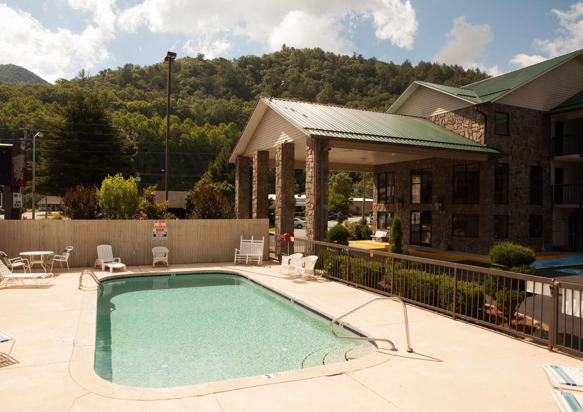 Cherokee Lodge Exterior foto
